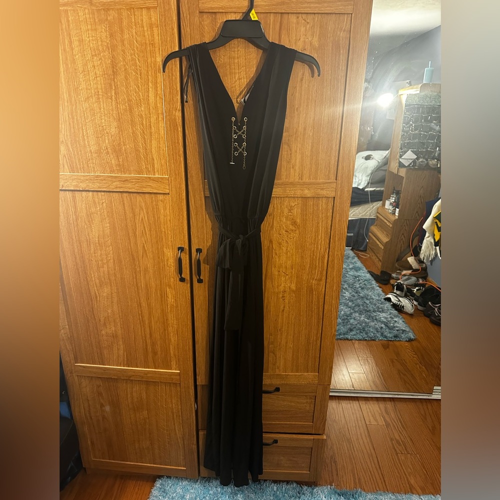 Women’s pant suit